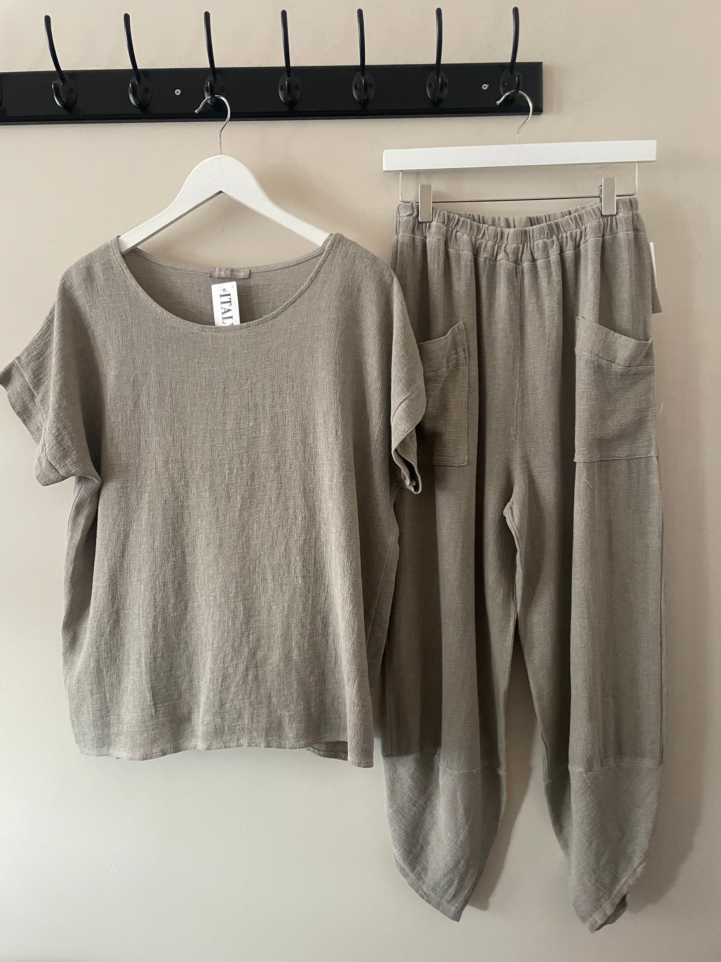 Gaby Two Piece Balloon Trouser Set.