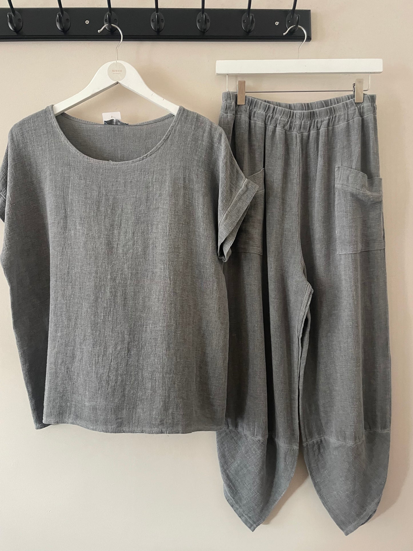 Gaby Two Piece Balloon Trouser Set.