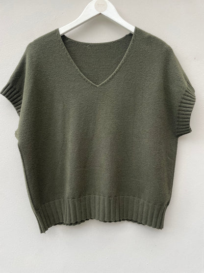 The Lexi Knit. V Neck.