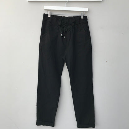 The Mimi Plus Magic Pants. Size Large 14-16