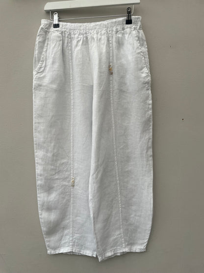 The Elsa Linen Button Trousers