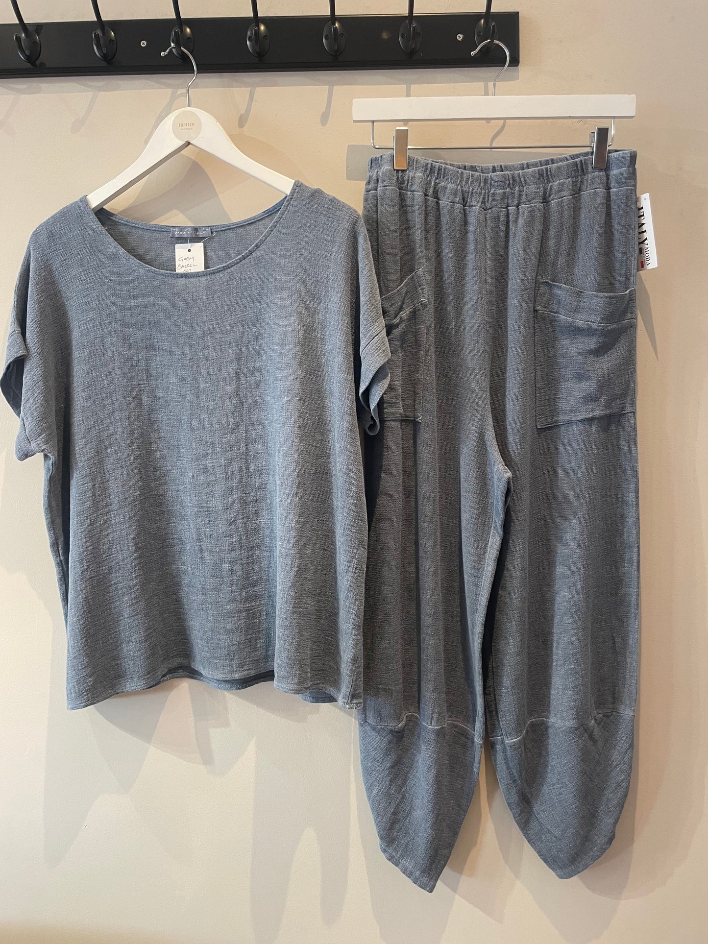 Gaby Two Piece Balloon Trouser Set.