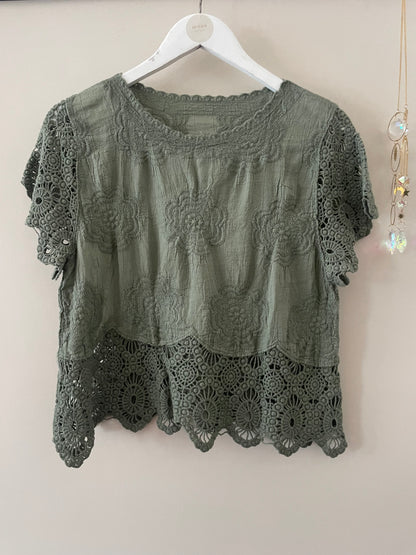 The Daisy Top