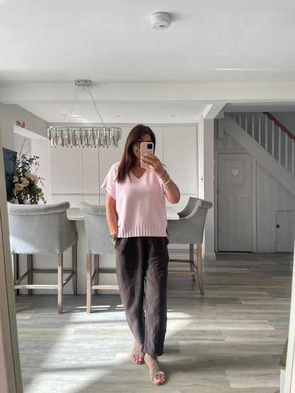 The Lexi Knit. V Neck.