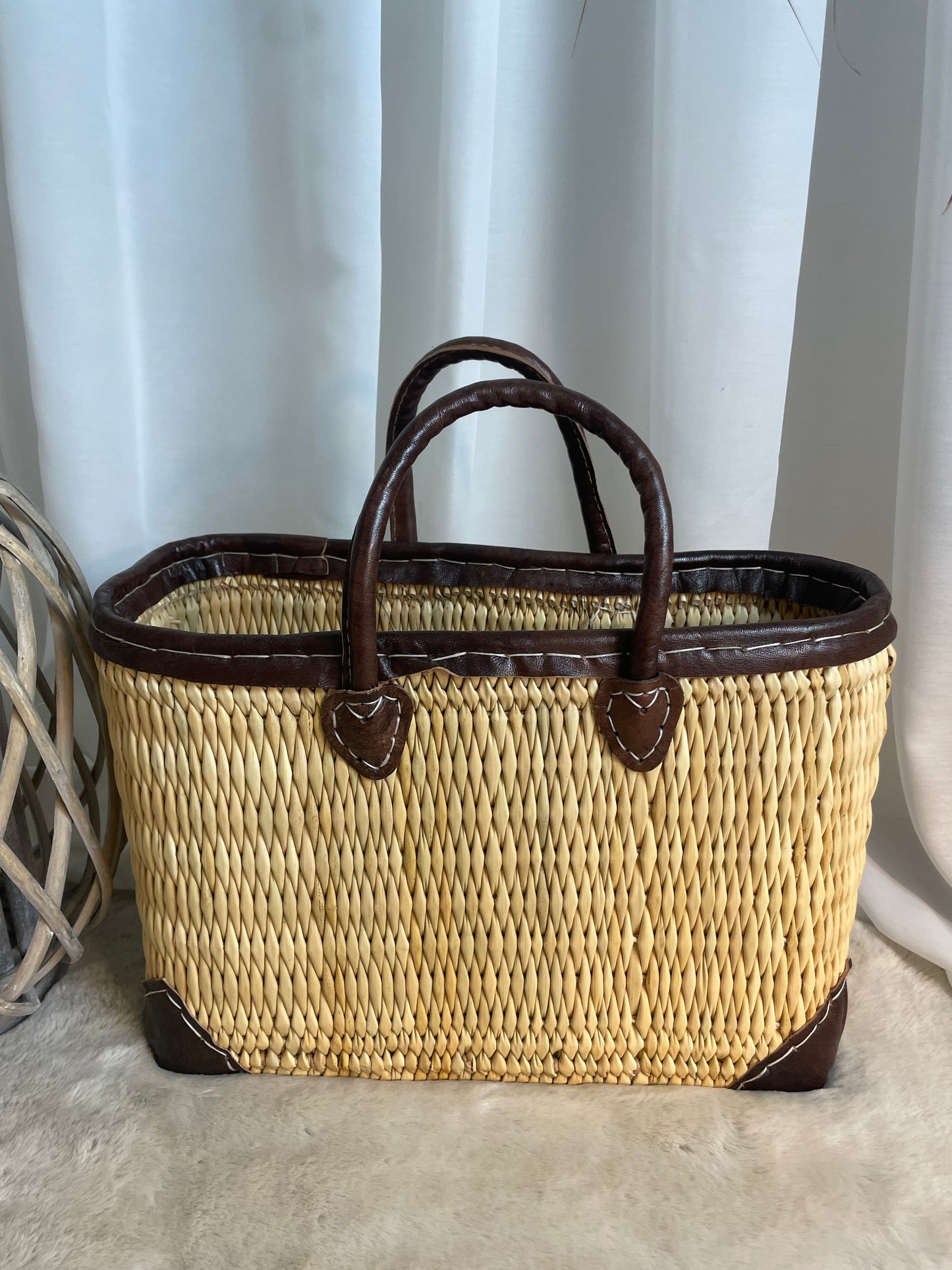 The Seagrass & Willow Signature Basket.