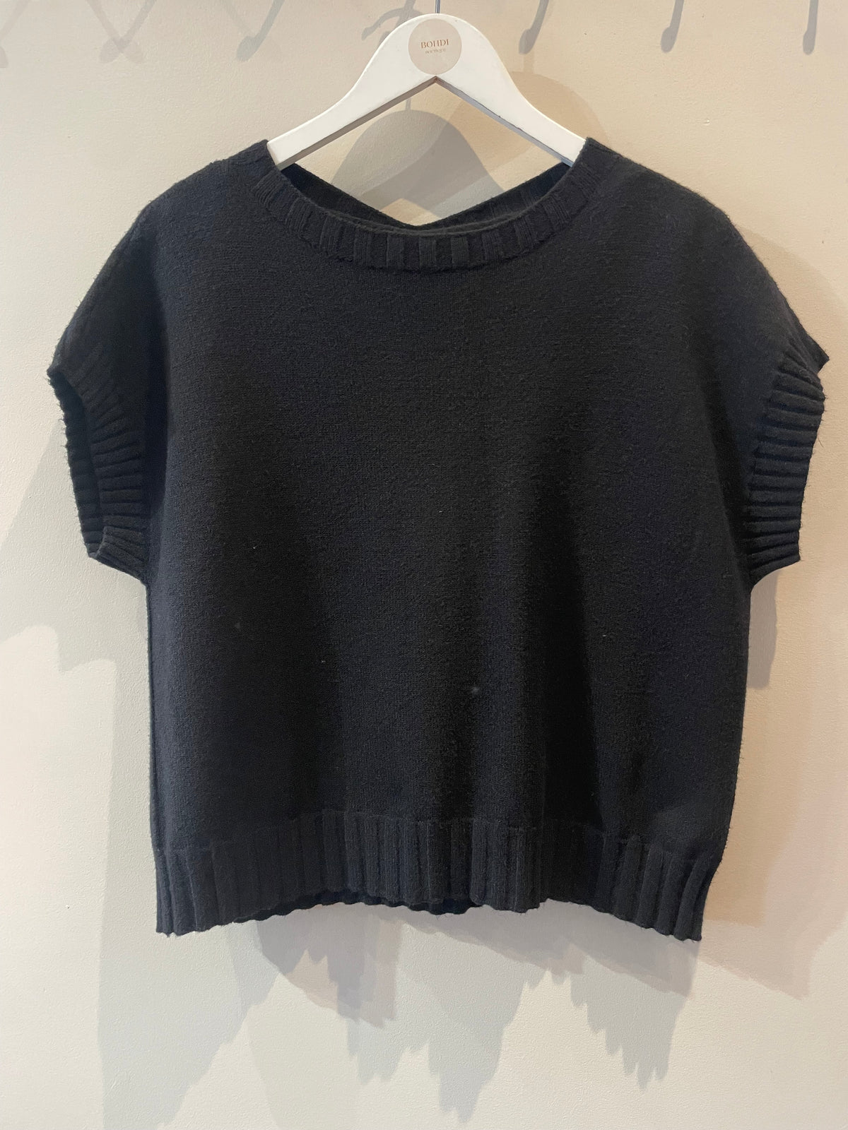 The Lexi Knit. Round Neck.